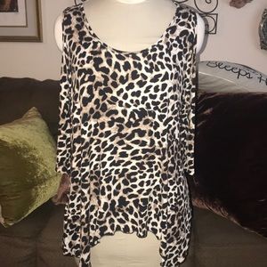 Boston Proper XL Cold Shoulder Leopard Top